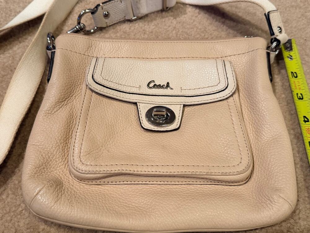 Coach Beige Pebble Leather Turnlock Flap Pocket Crossbody Shoulder Bag Purse